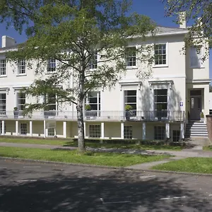 The Townhouse At Glenfall Lawn Pittville Circus Gasthuis