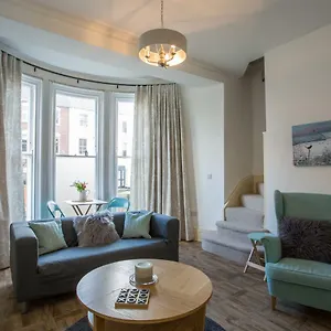 Apartment Stylish Close To Quays & Docks
