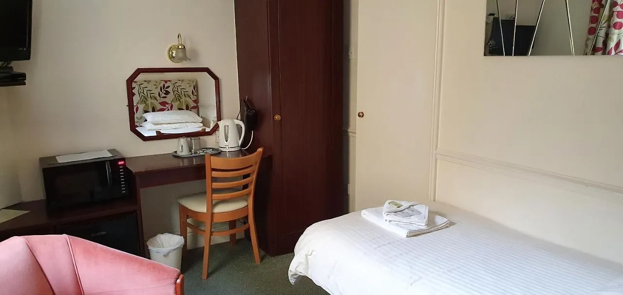 Edward Hotel Gloucester