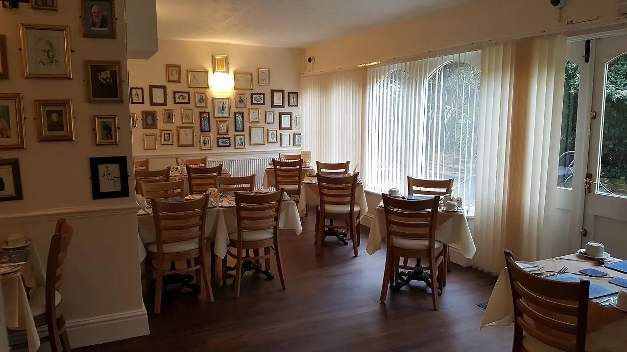 Edward Hotel Gloucester